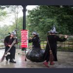 images/Voorstellingsfotos/Als Heksen heksen/17AlsHeksenHeksen_HetGrachtenfeestival2016.jpg